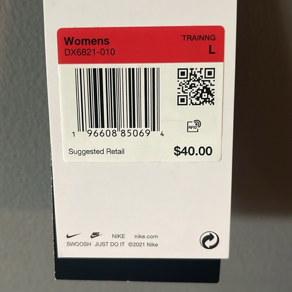 Nike black, medium support sports bra. - Picture 2 of 6